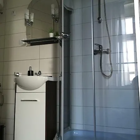 Marzec Apartamenty Gniezno Exterior photo